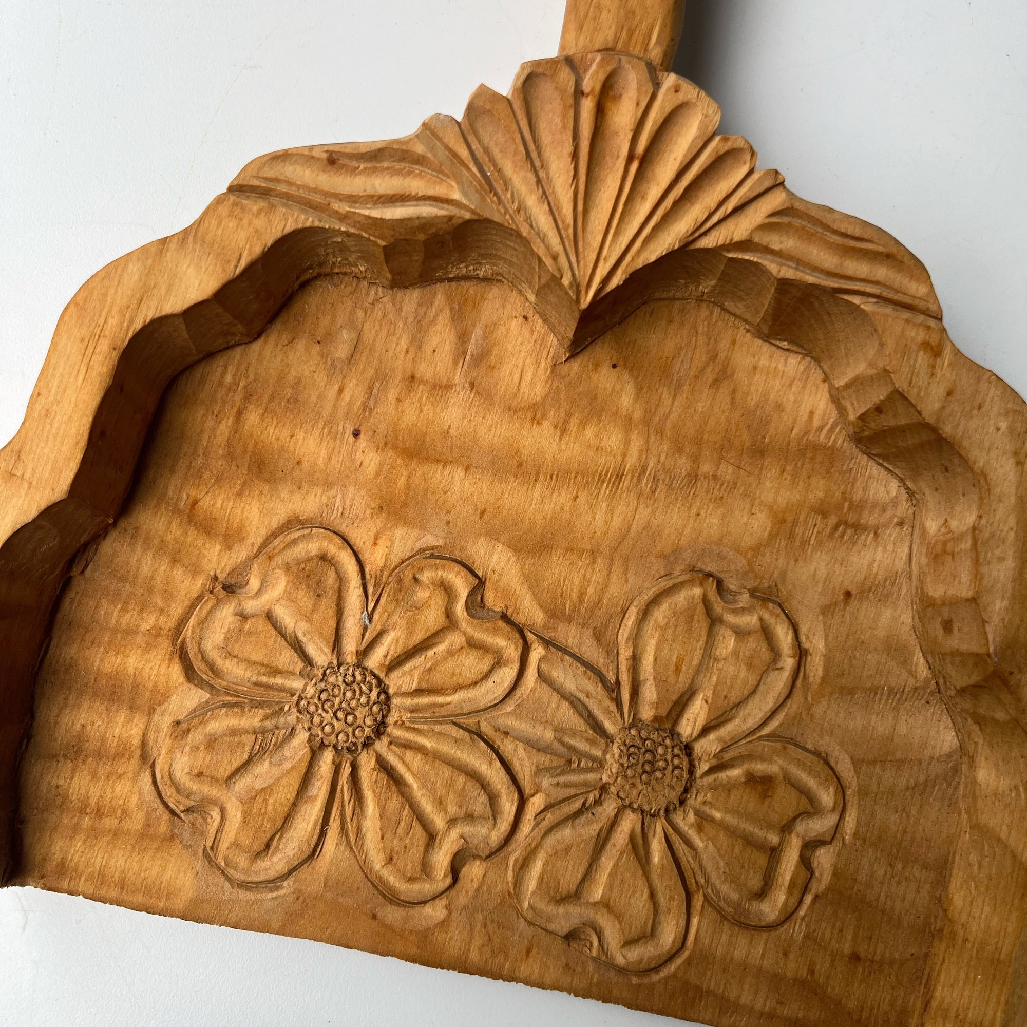 Vintage Carved Wood Folk Dust Pan